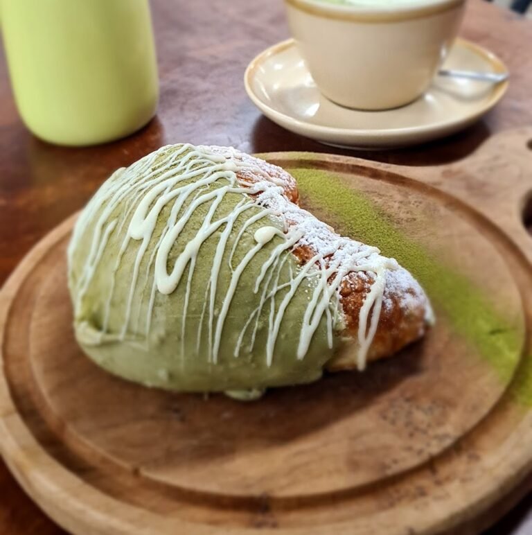 Matcha Croissant